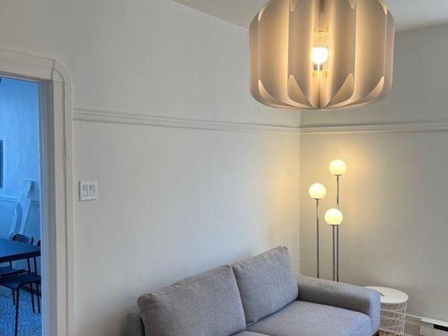 Room for rent in St. Leonard's, Quebec