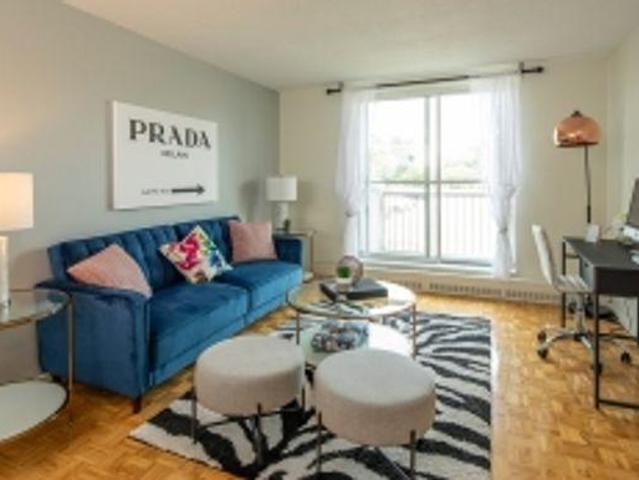 Room for rent in St. Leonard's, Quebec