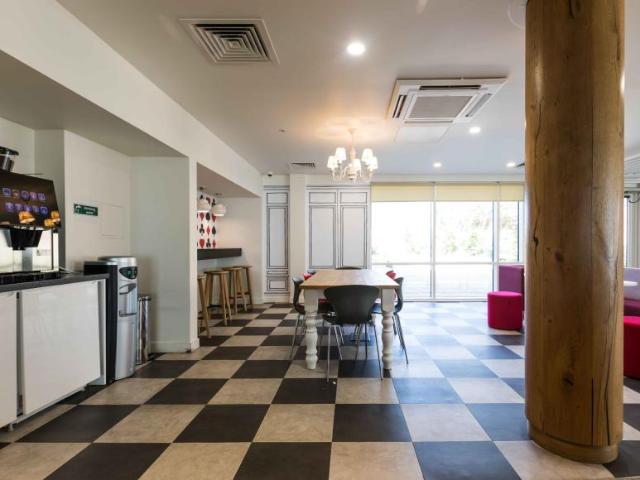 Room for rent in New Malden, Greater London