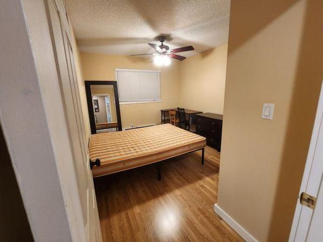 Room for rent in West End, New Westminster