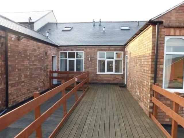 Room for rent in Attenborough, East Midlands