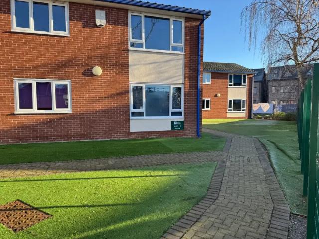 Room for rent in Attenborough, East Midlands