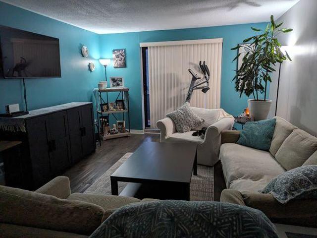Room for rent in Oakville