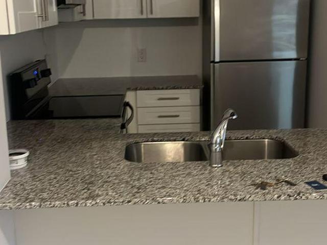 Room for rent in Oakville, Ontario