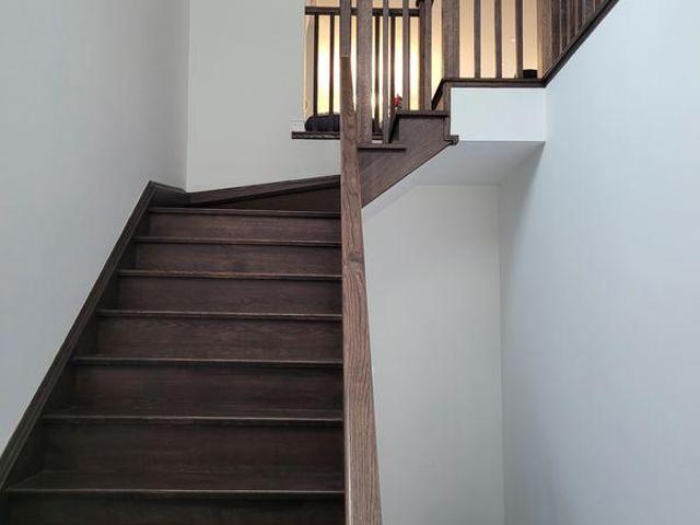 Room for rent in Oakville, Ontario