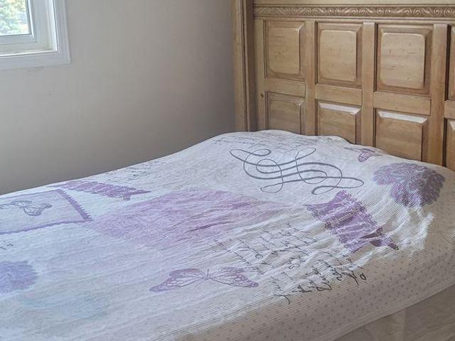 Room for rent in Durham, Ontario