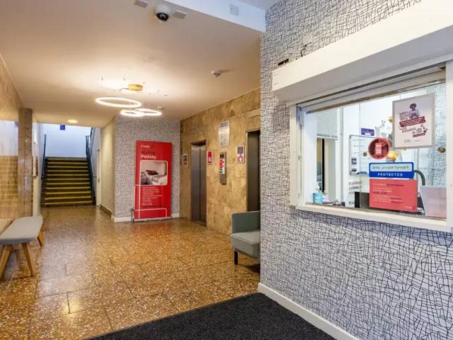 Room for rent in Castlehead, Glenburn