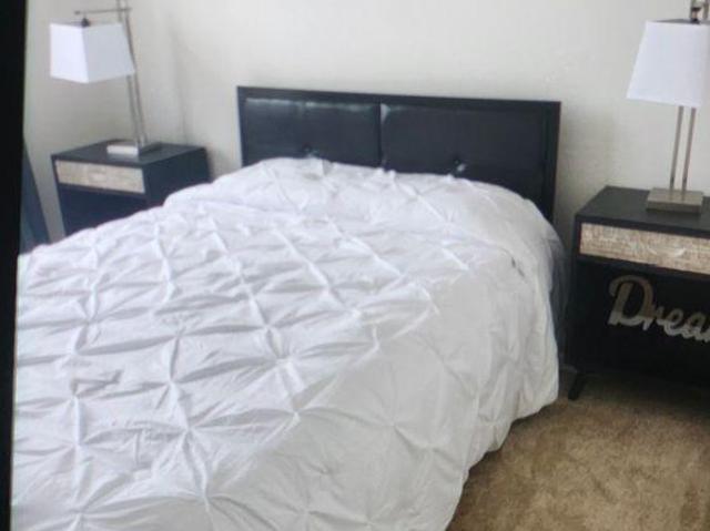 Room for rent in Pickering
