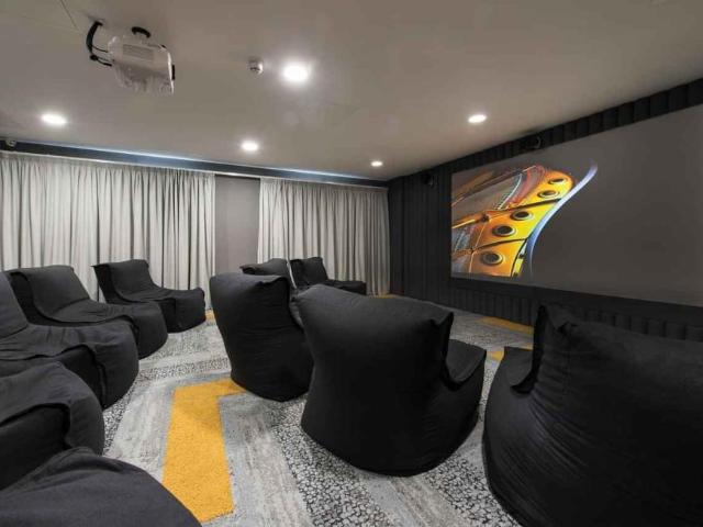 Room for rent in Pennycomequick, Mount Wise