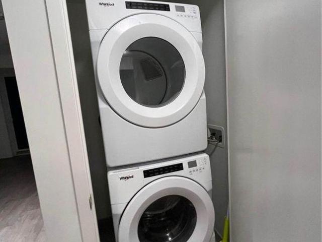 Room for rent in York, Ontario