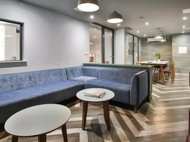 Room for rent in Saint George's, South Yorkshire