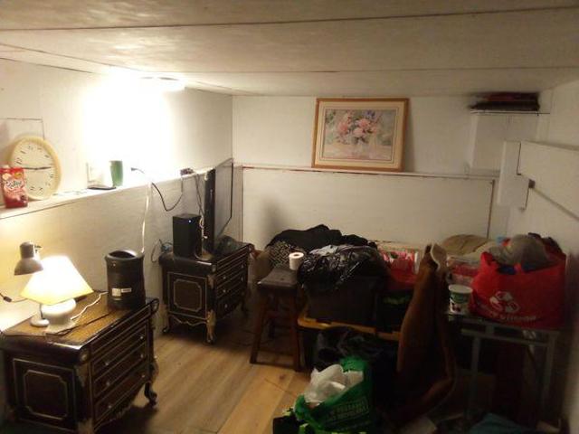 Room for rent in Surrey