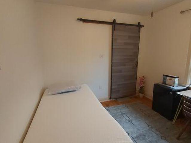 Room for rent in Woburn, Ontario