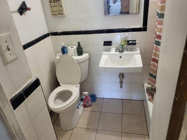 Room for rent in Woburn, Ontario