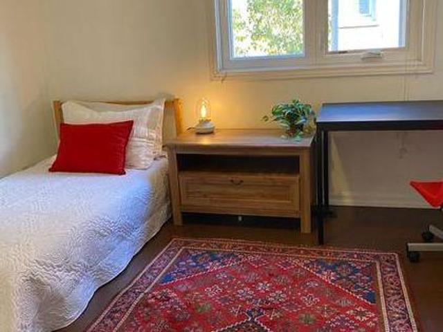 Room for rent in Willowdale, Toronto