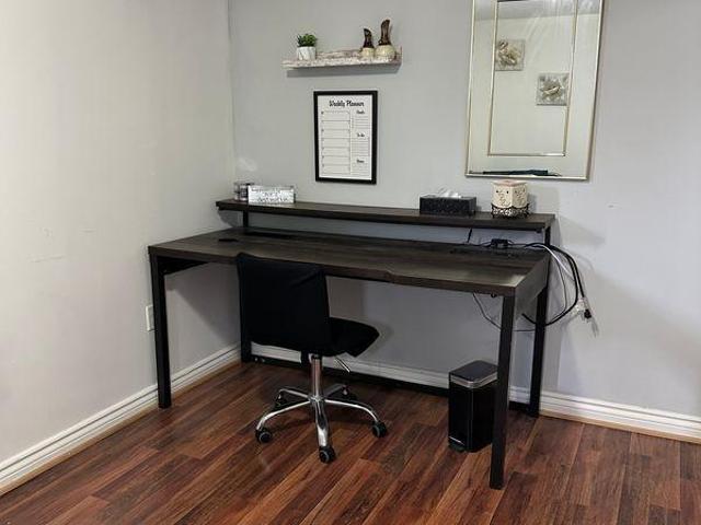 Room for rent in Woburn, Ontario