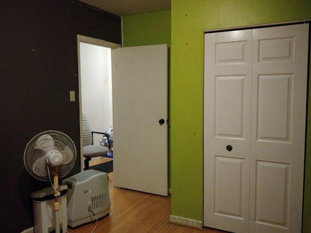 Room for rent in Woburn, Ontario
