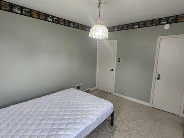 Room for rent in East St. Paul, Manitoba