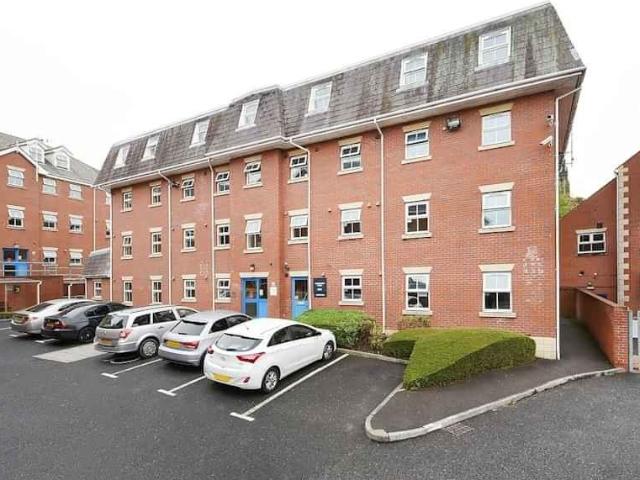 Room for rent in Wrexham, Wales