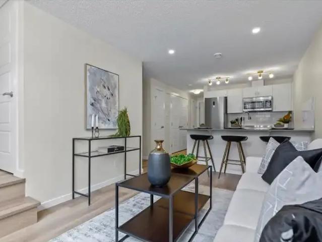 Townhouse for rent in Northwest, Alberta