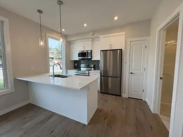 Townhouse for rent in Northwest, Alberta