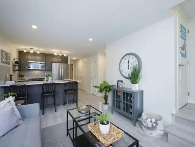 Townhouse for rent in Northwest, Alberta