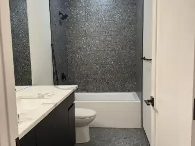 Townhouse for rent in Northwest, Alberta