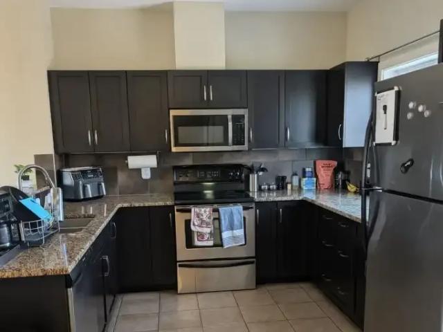 Townhouse for rent in Northwest, Alberta