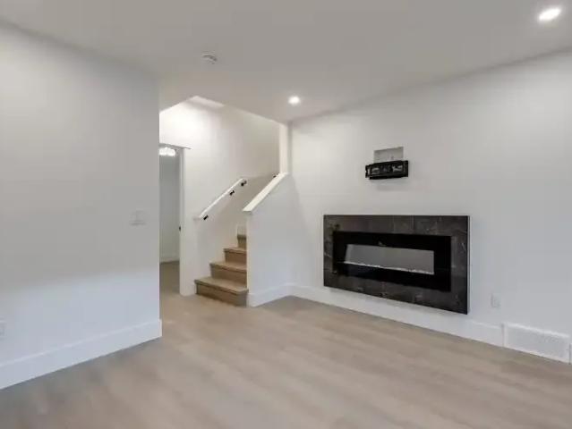 Townhouse for rent in Northwest, Alberta