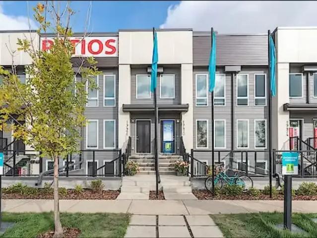 Townhouse for rent in Northwest, Alberta