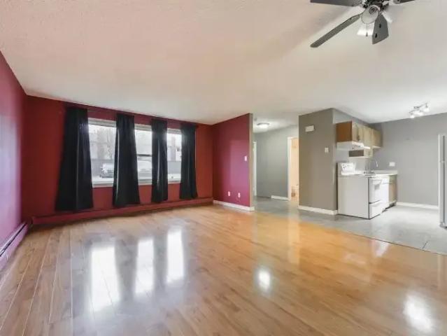 Townhouse for rent in Wedgewood, Alberta