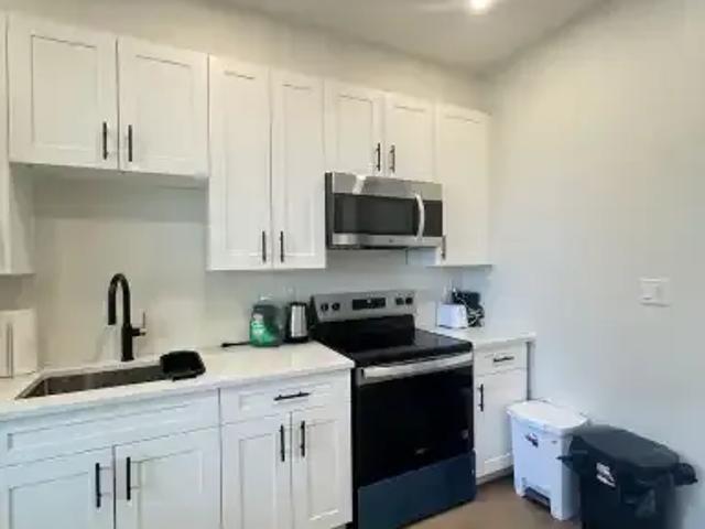 Townhouse for rent in Wedgewood, Alberta