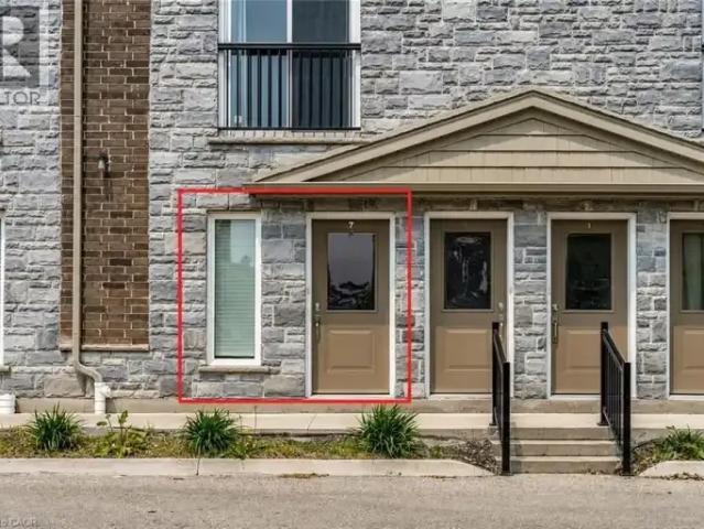 Townhouse for rent in Kitchener, Ontario