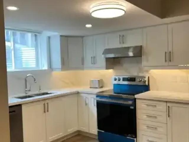 Townhouse for rent in Oakville, Ontario