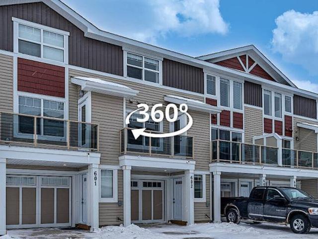 Townhouse for rent in Saskatoon, Saskatchewan