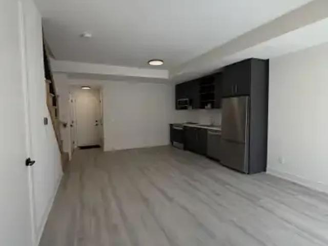 Townhouse for rent in Niagara, Ontario