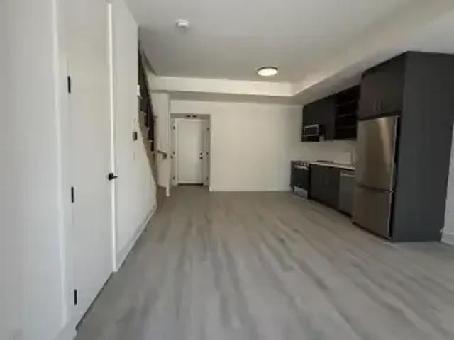 Townhouse for rent in Niagara, Ontario
