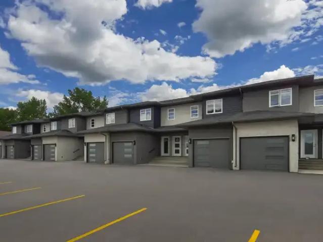 Townhouse for rent in Steinbach