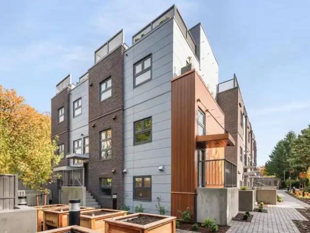 Townhouse for rent in Vancouver, British Columbia