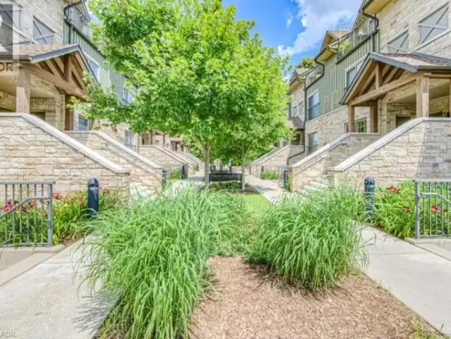 Townhouse for rent in Waterloo, Ontario