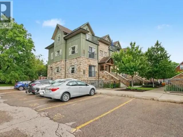 Townhouse for rent in Waterloo, Ontario