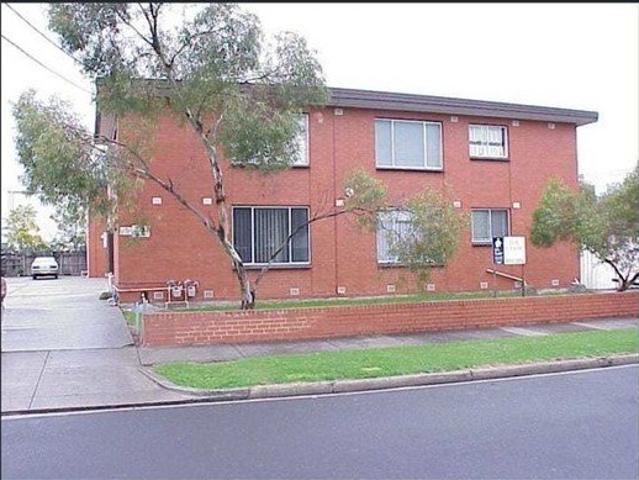 Apartment for rent in Sunshine North, Melbourne