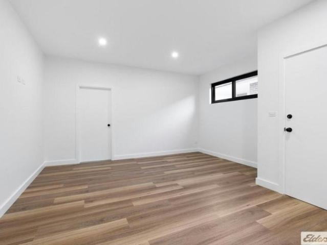 Villa for rent in Carnes Hill, Sydney