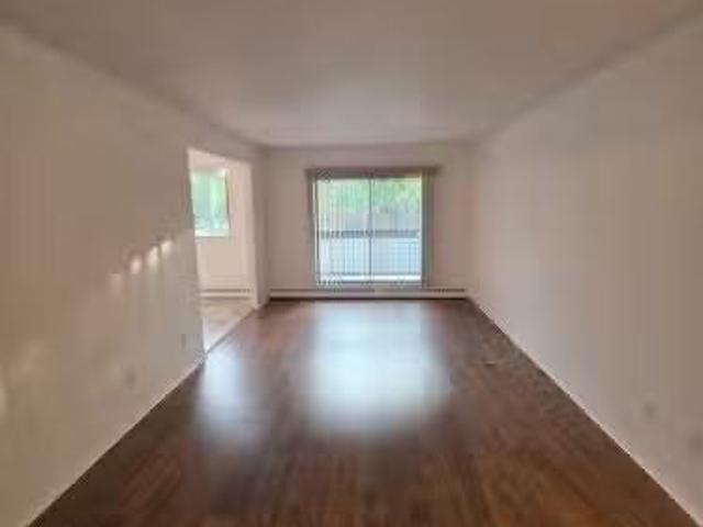 Apartment for rent in Longueuil, Quebec