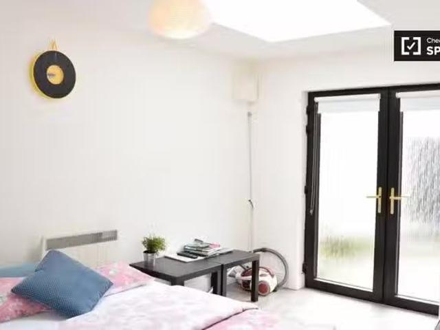 Apartment to rent in Bluebell, North Tipperary