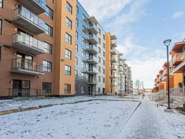 Condo for rent in St. Leonard's, Quebec