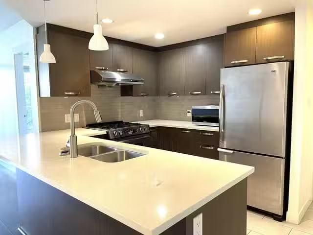 Apartment for rent in Le Val-saint-françois, Quebec