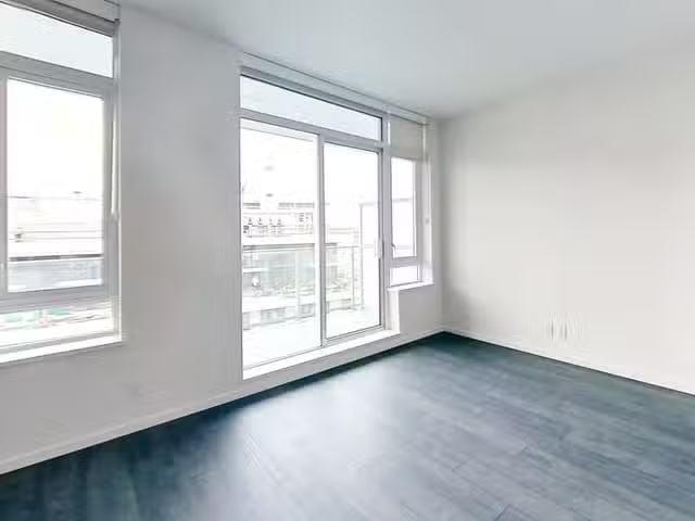 Apartment for rent in Le Val-saint-françois, Quebec