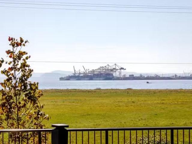 Apartment for rent in Delta, British Columbia
