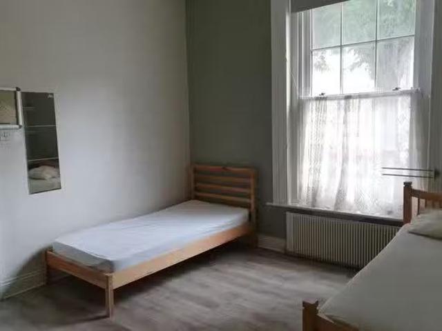 House to rent in Bluebell, North Tipperary